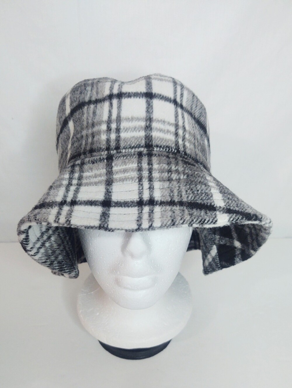 Sonoma Wool Blend Bucket Hat OSFA Plaid